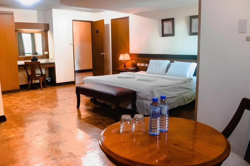 Country Village Hotel Cagayan de Oro Exterior foto
