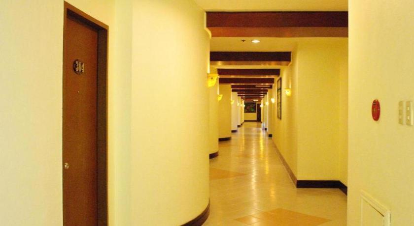 Country Village Hotel Cagayan de Oro Exterior foto